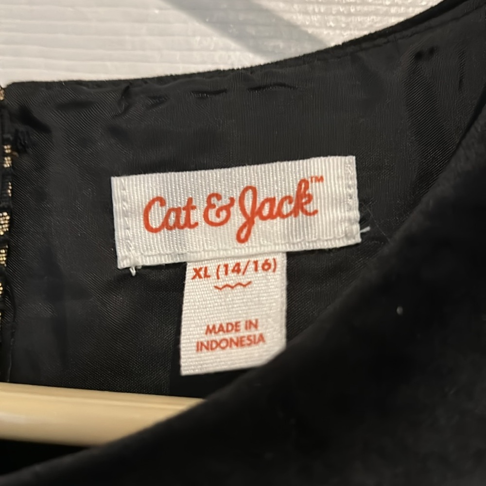 No sleeved gold spotted girls cat and jack dress - Picture 2 of 3